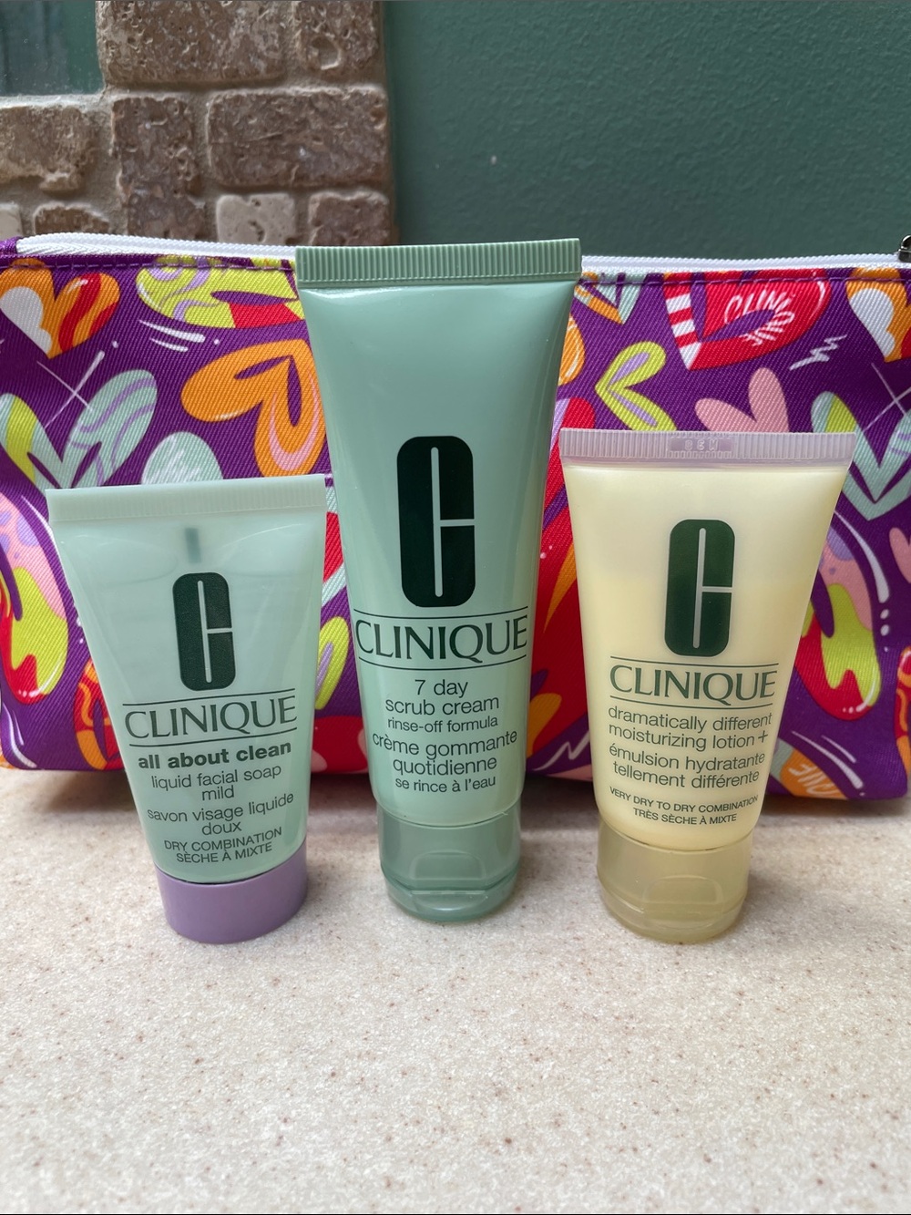 Clinique Skincare Trio & bag
